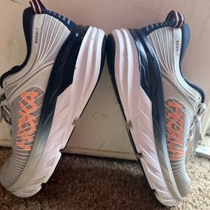 HOKA ONE BONDI 7 sz 7.5